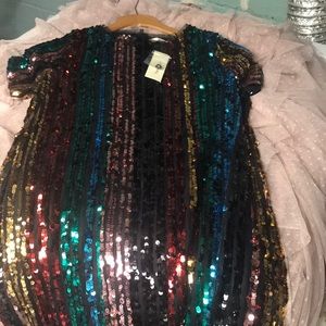 Short sleeve sequined dress